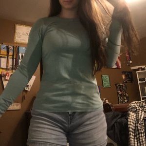Tight-fisted Long-sleeved Shirt